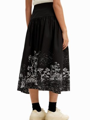 Women's Woman Woven Skirt Long